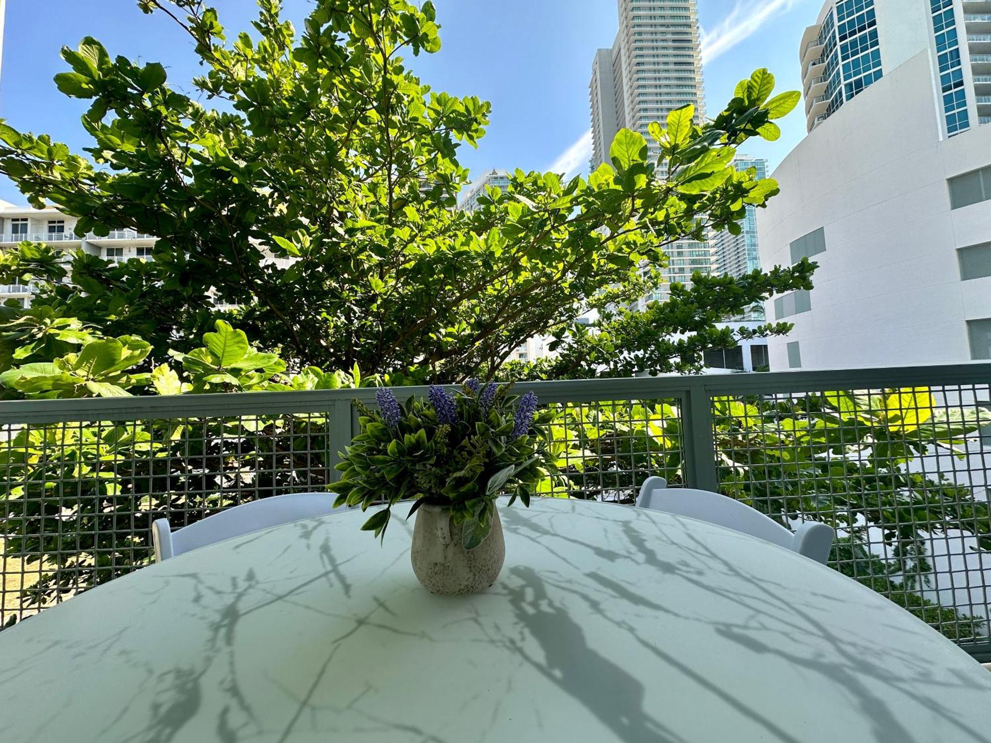 Modern Apartment In Edgewater Miami Buitenkant foto